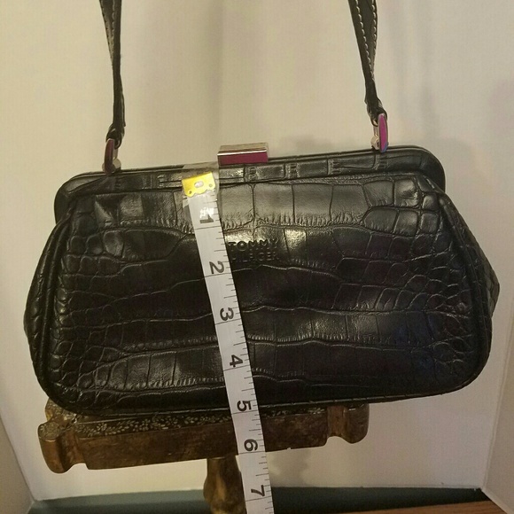 Tommy Hilfiger mini vantage purse - Picture 6 of 8
